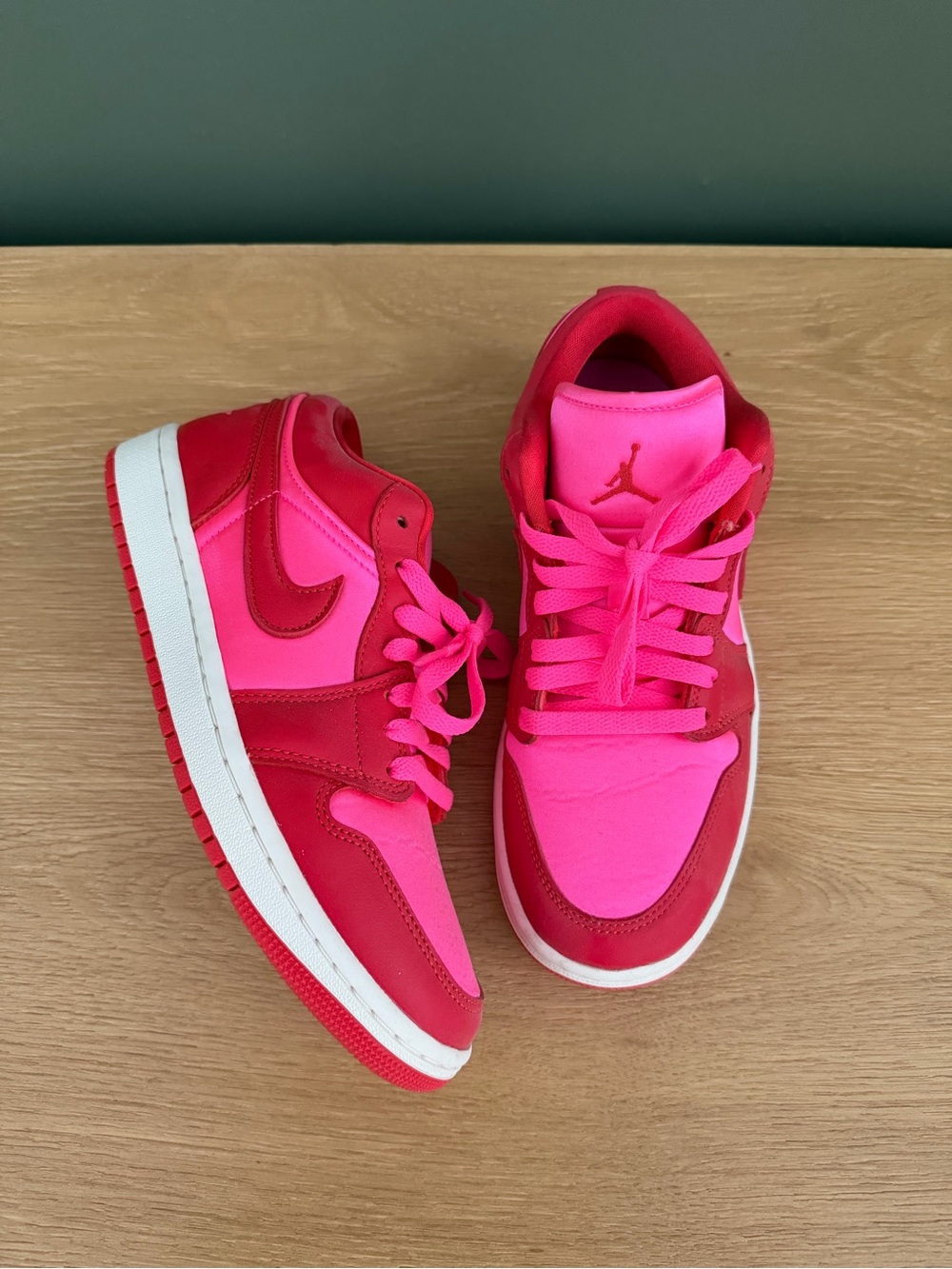 Nike Low-Top Sneakers in Hot Pink and Red